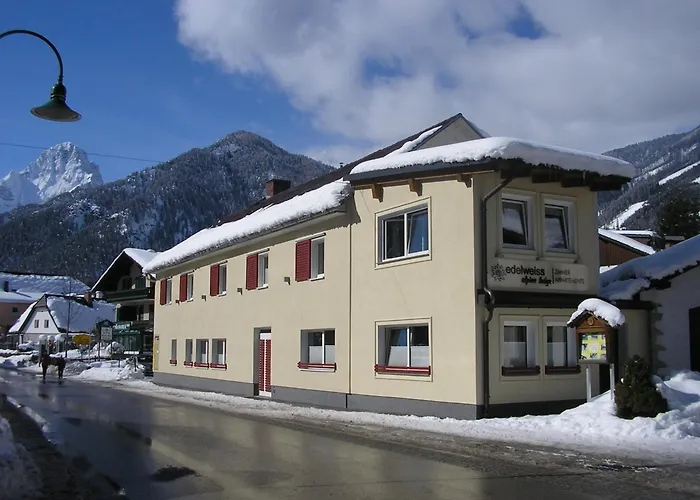 Hotel & Restaurant Edelweiss Alpine Lodge