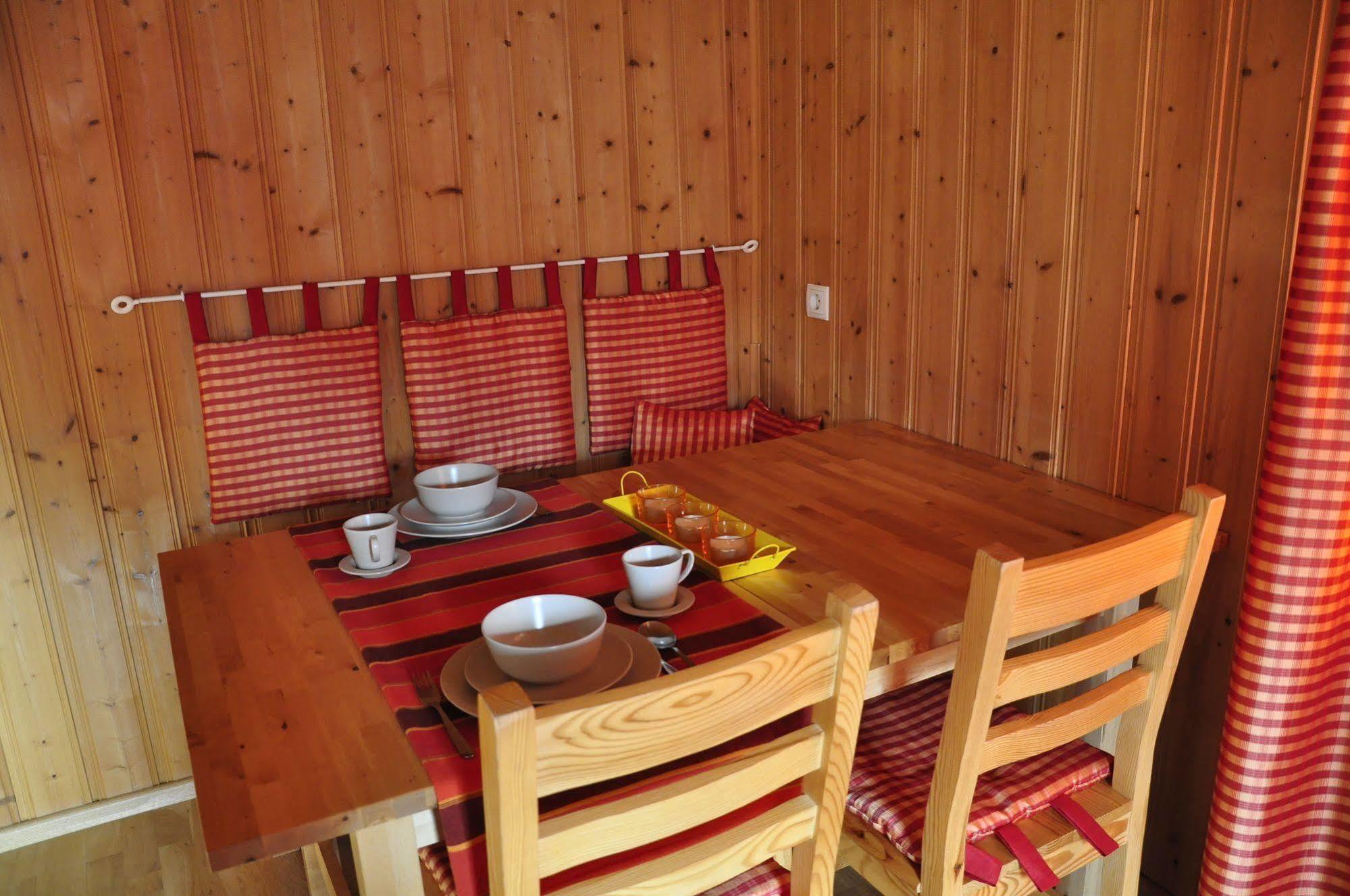 Edelweiss Alpine Guest house *